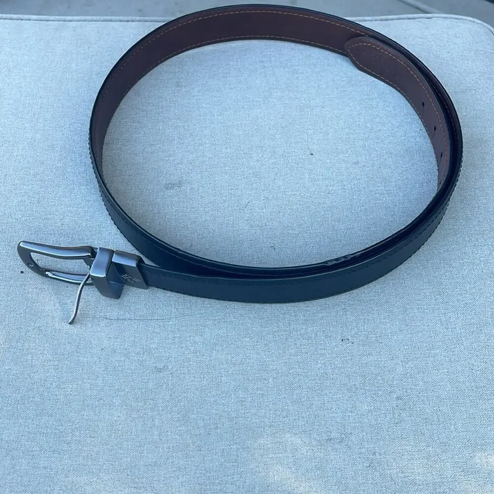 Columbia black leather belt with silver buckle Size 42